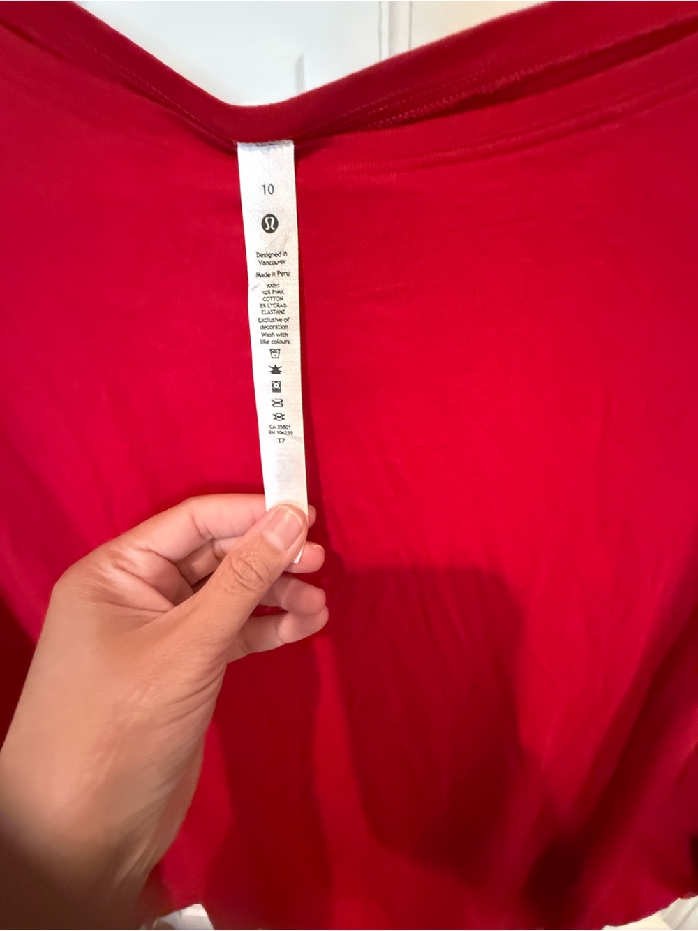 NWT Lululemon Back in Action Red Short Sleeve Relaxed Fit Tee Size 10 - Picture 7 of 7